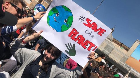 Il manifesto dei Giovani per la Pace per il clima: «Ripulire l’ambiente dai rifiuti e dall’odio che rende le persone ‘scarti’»