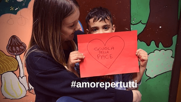 L'amore per tutti. La Scuola della Pace dei Giovani per la Pace